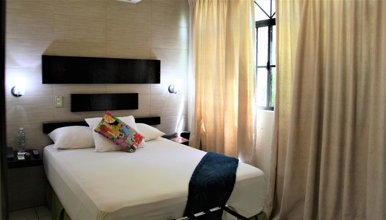 Villa del Angel Hotel San Salvador Esterno foto
